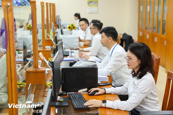 Hà Nội: Đảm bảo tiếp nhận tối thiểu 60% hồ sơ theo hình thức
trực tuyến