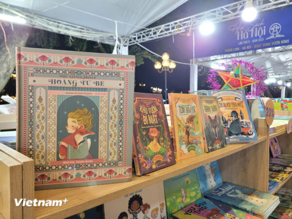 Hội sách Hà Nội lần X: Điểm hẹn tri thức cuối tuần cho nhiều
độ tuổi