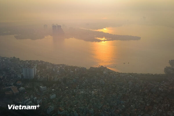 Hà Nội kích hoạt các biện pháp khẩn cấp giảm bụi, bảo vệ sức
khỏe