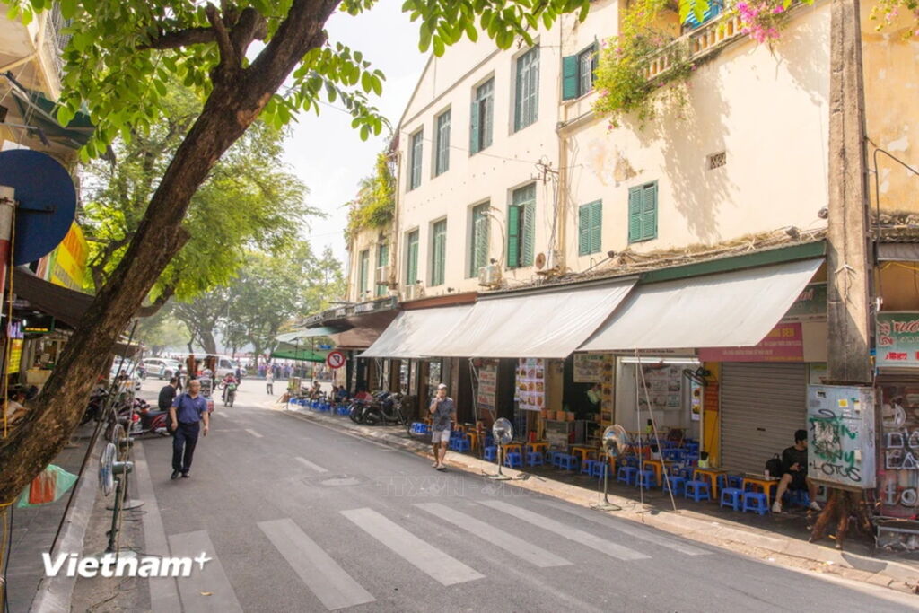 Những con phố đặc biệt ở Hà Nội không nơi nào có